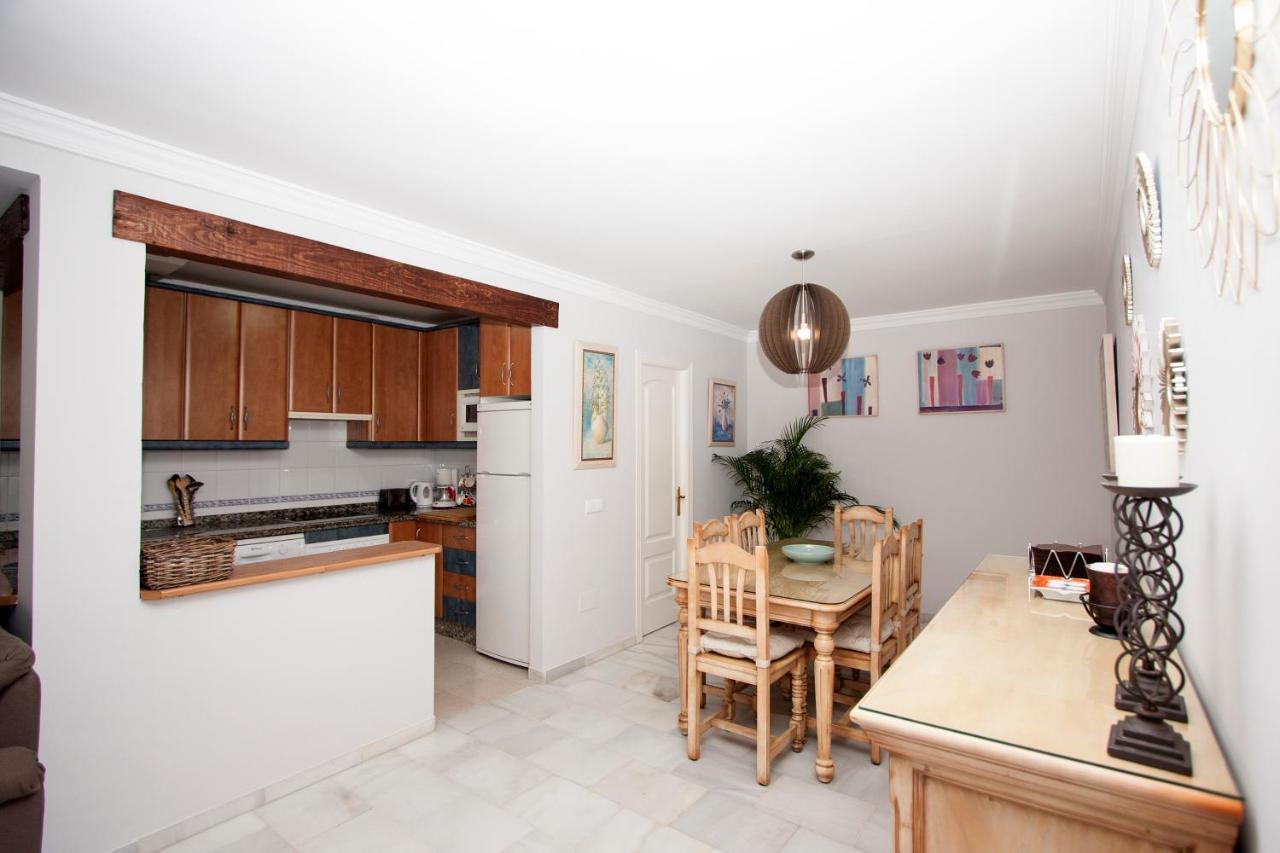 Residencial Aljamar Apartment Нерха Екстериор снимка