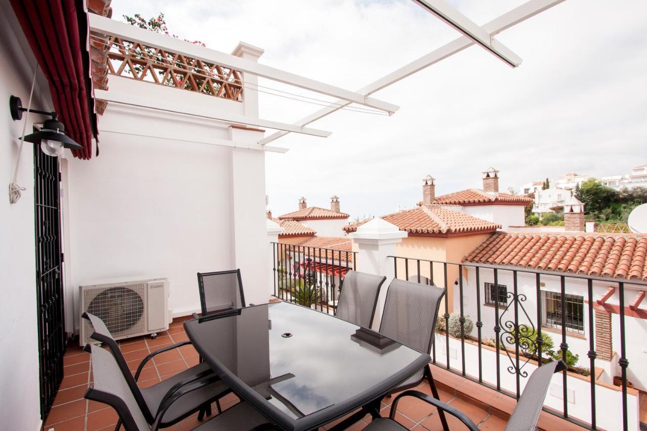 Residencial Aljamar Apartment Нерха Екстериор снимка